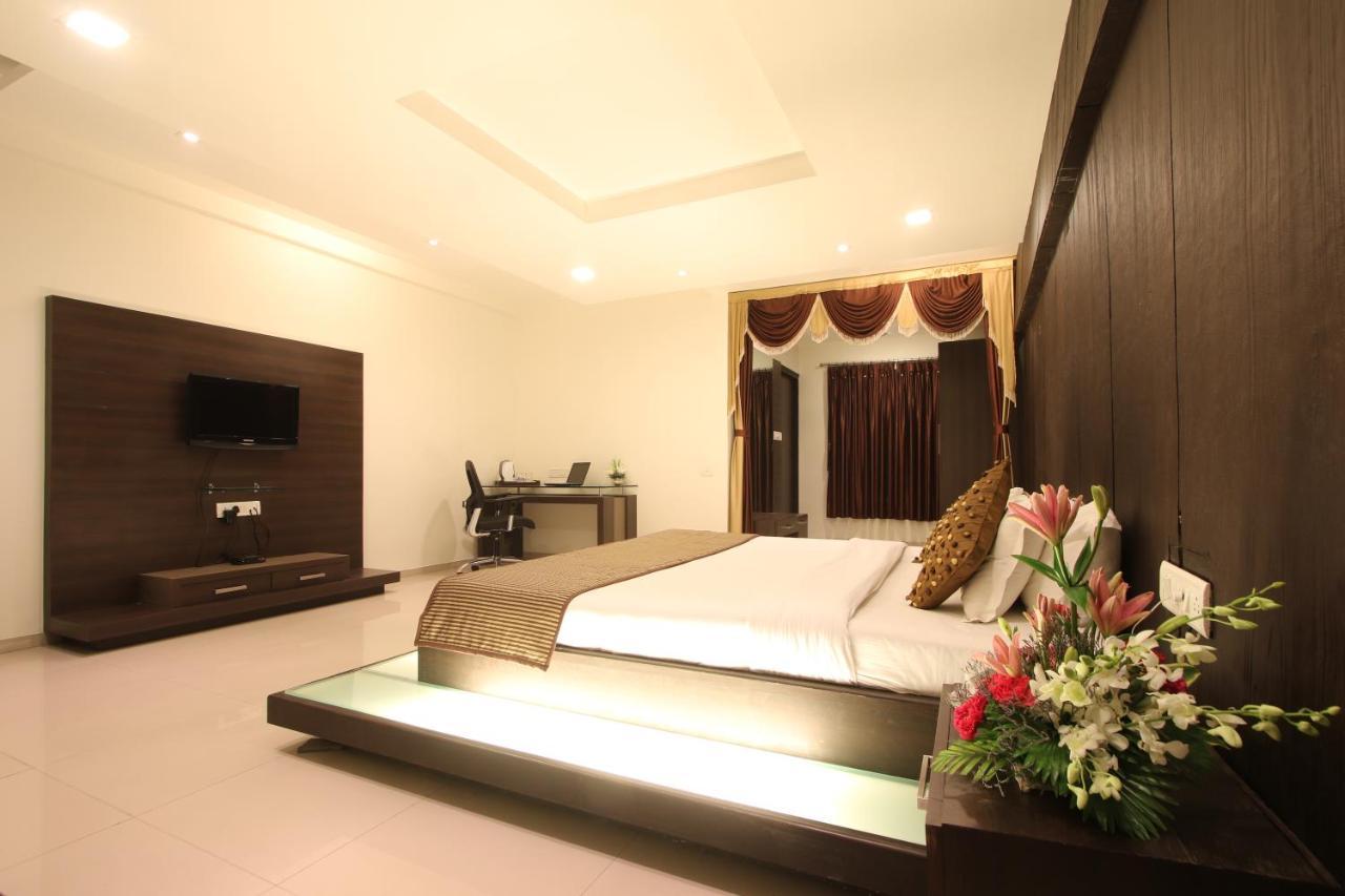 Prakruti Resort Vadodara Exteriör bild