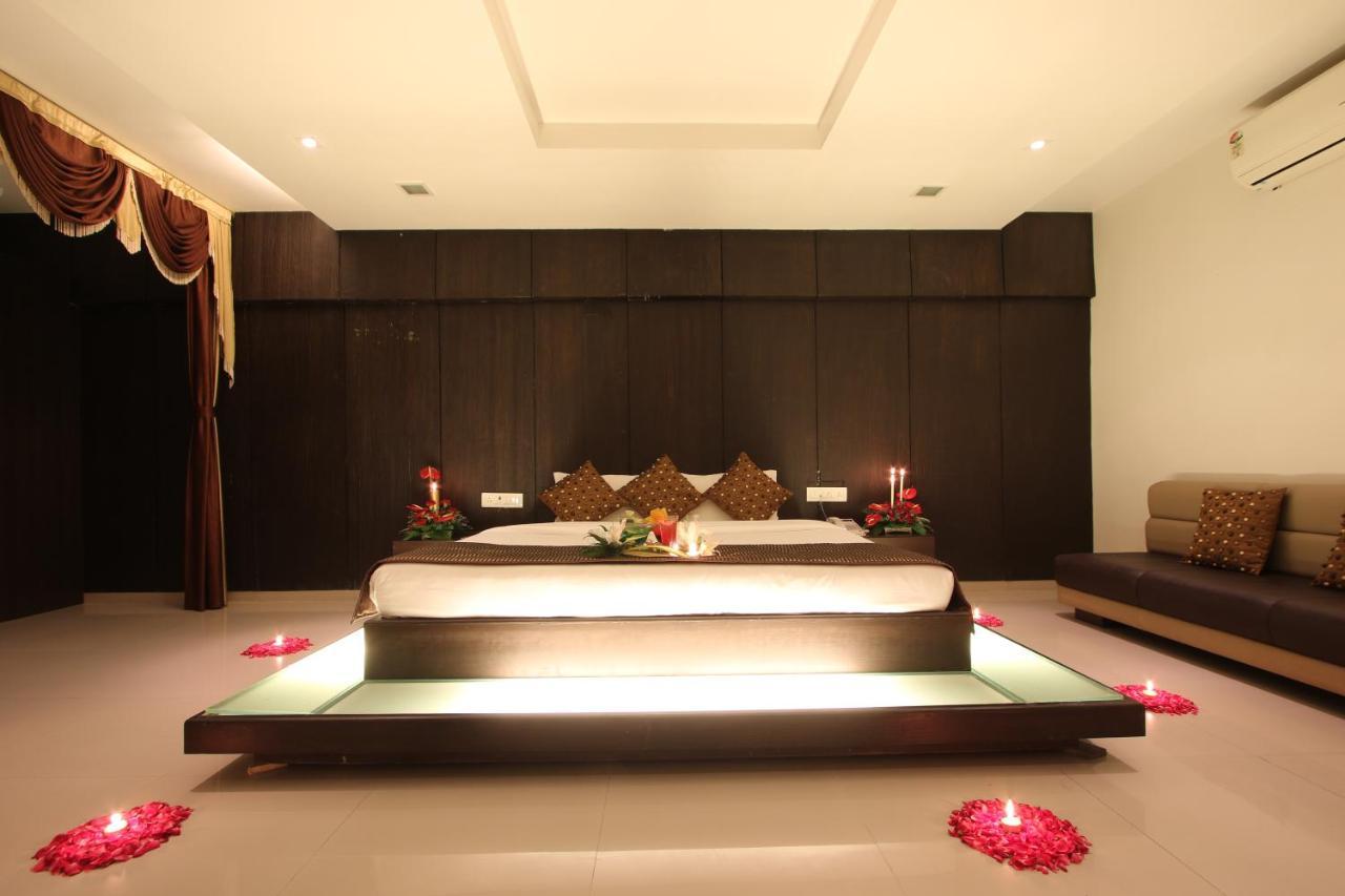 Prakruti Resort Vadodara Exteriör bild